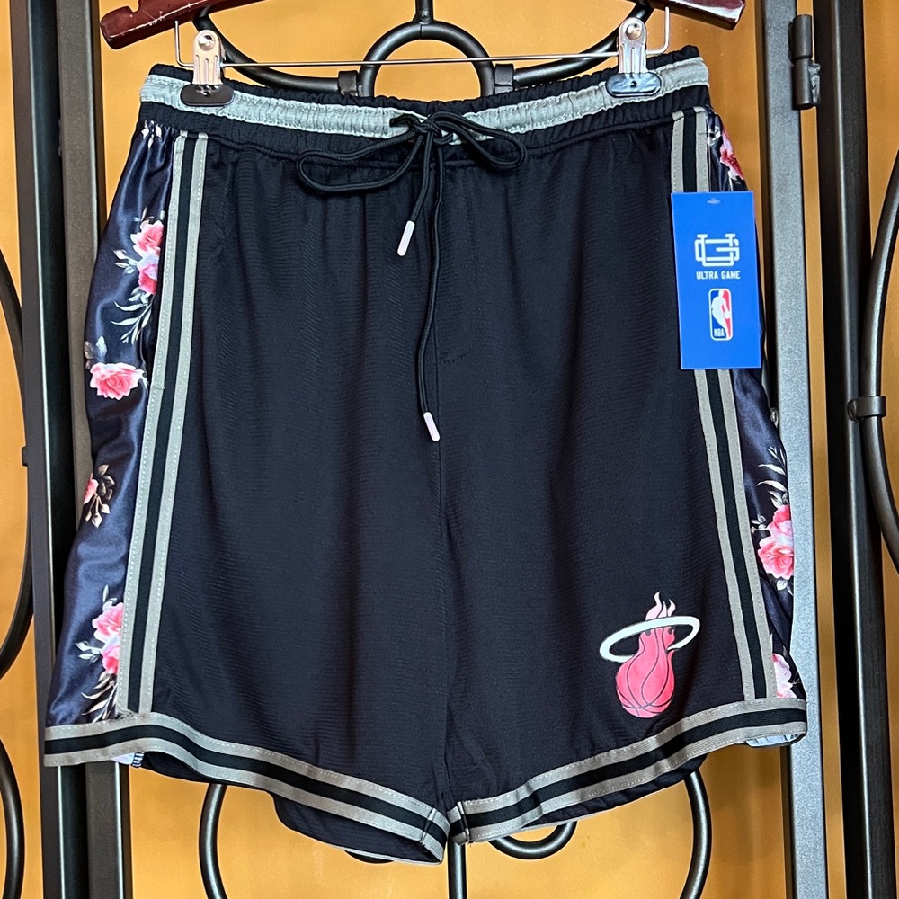 ULTRA GAME NBA Miami Heat “In Bloom” Basketball Shorts